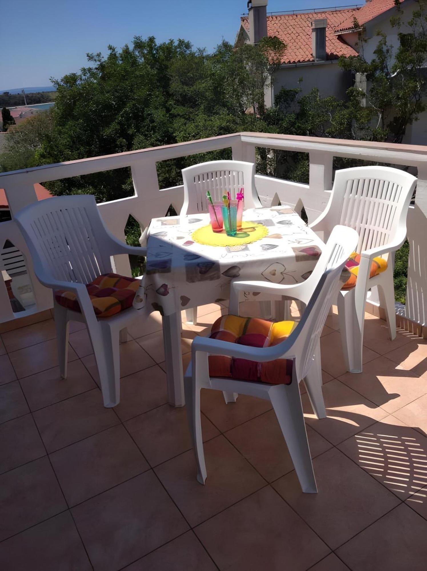Cozy Apartments Danica Novalja With Terrace - First Floor Екстер'єр фото